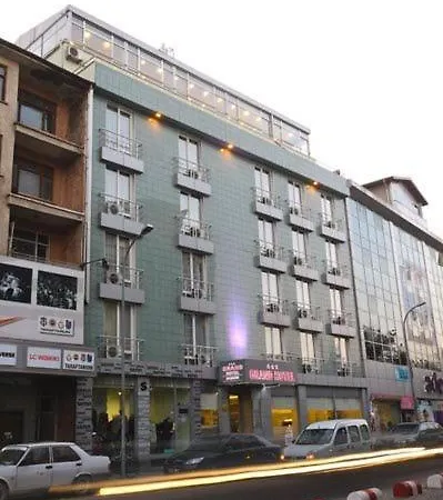 Grand ホテル 3*