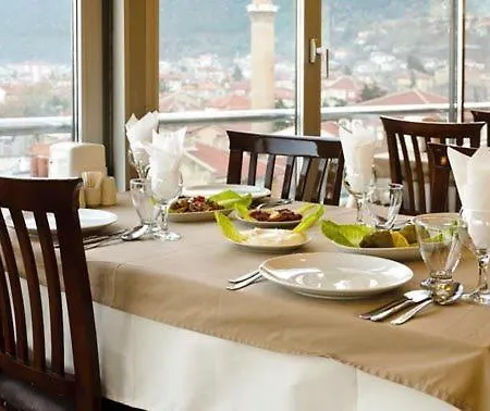 Hotel Grand 3*